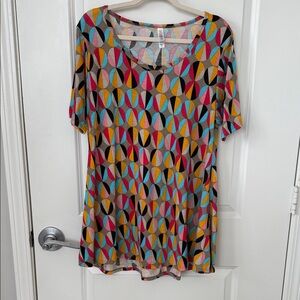 Lularoe Geometric Pattern Women's Top Sz Lg